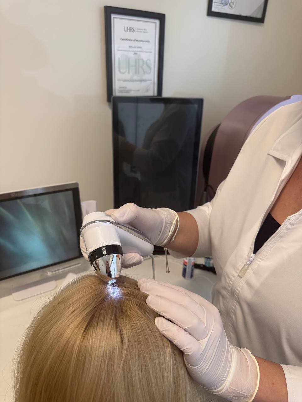 Professional scalp examination at LAVKA